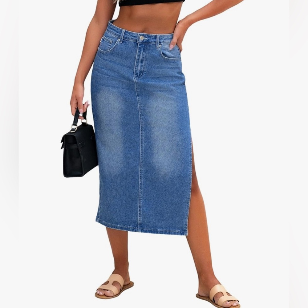 💞HP💞 Denim Maxi Skirt